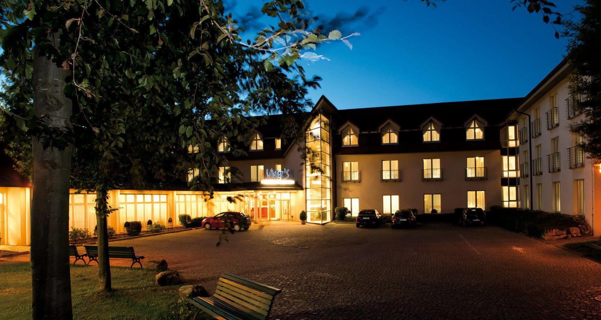 Victor'S Residenz-Hotel Teistungenburg Exterior photo